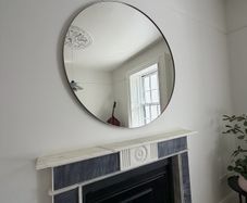 Round mirror designer
