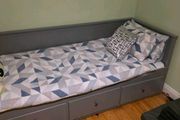Day bed