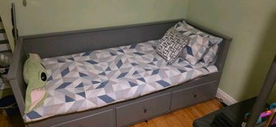 Day bed