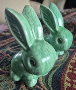 10cm high Pair of Art Deco Mid Century Vintage Original Sylvac Bunnies