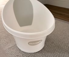 Shnuggle Baby Bath