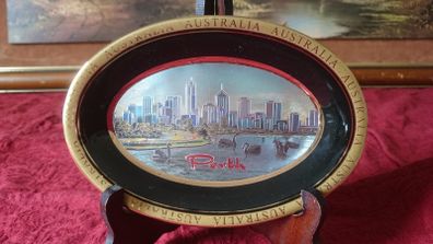 Chonkin Art Style Perth Australia Gold And Black Lustre 7.25 Inch Long Decorative Ceramic Oval Trinket Dish