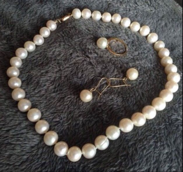 Pearl Necklace
