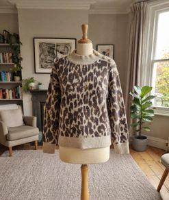 River island London jamper