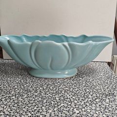 Vintage Art Deco style ceramic planter  by H.O. Birmingham mantle vase number 4986