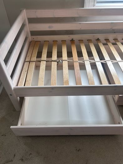 Flexa single bed with drawers