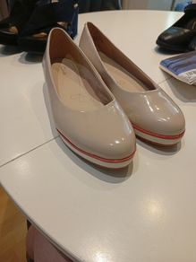 Clarkes sunrise nude shoes size 7