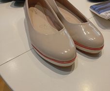 Clarkes sunrise nude shoes size 7