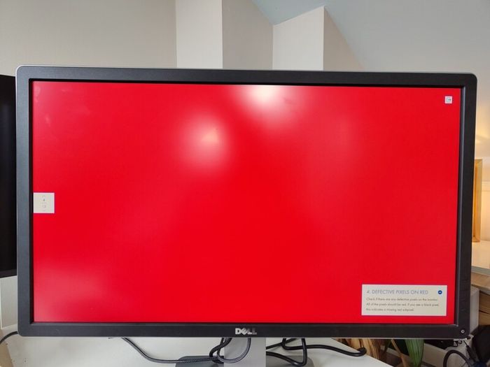 Dell P2715Q