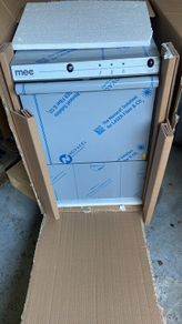A 400x400 square basket Glasswasher