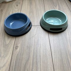 dog bowls