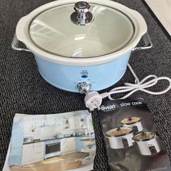 Swan slow cooker - brand new