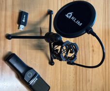 Klim USB Microphone with tripod stand and pop filter