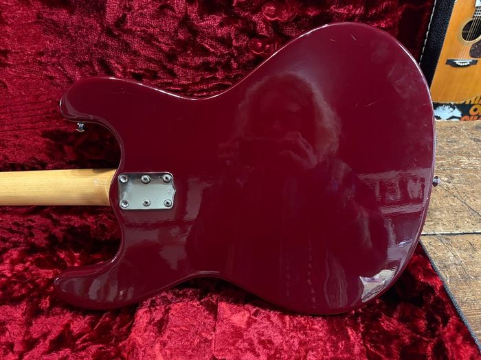 Zen-On Morales Mosrite Red 1960's