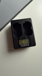 fujifilm double battery charges