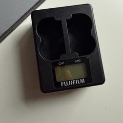 fujifilm double battery charges