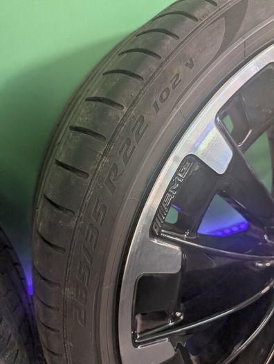 Genuine Mercedes EQE SUV 500 22" AMG Wheels &Tyres
