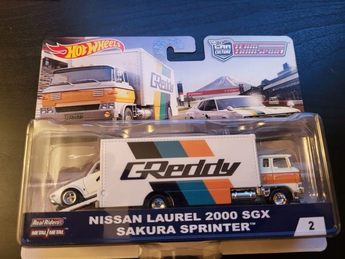 Hot Wheels Nissan Laurel 2000 SGX Team Transport #2