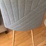4 Chairs Image 3
