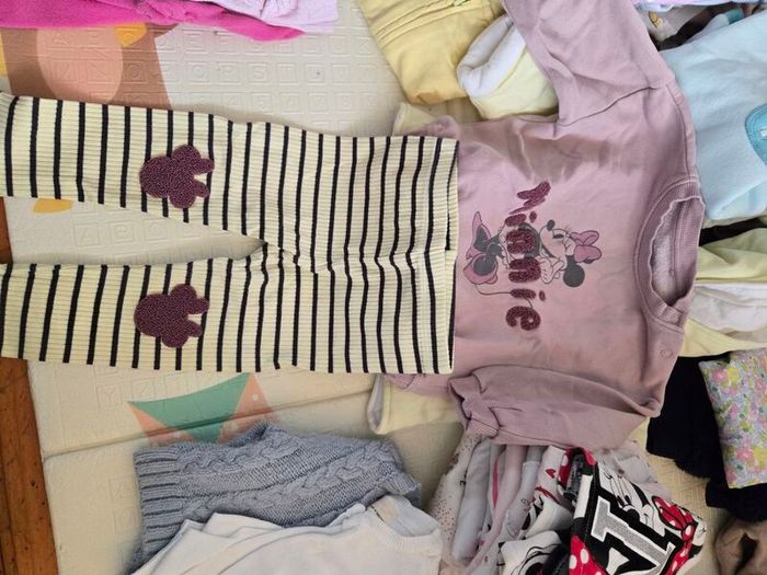 Baby girl clothes bundle 9 to 12 months