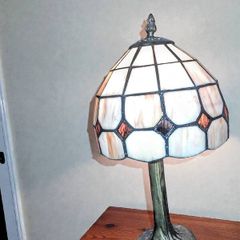 Table lamp with glass shade