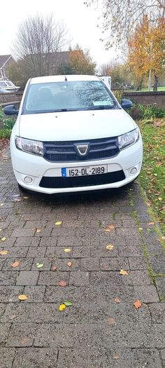 Dacia Sandero 2015 year  come for inspection