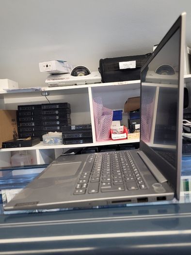 Lenovo ThinkPad 20SL 14" i5-1035G1 8GB 512GB HDMI and Type C ports, Windows 11 Pro Notebook