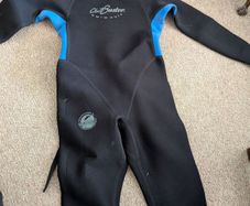 wetsuit