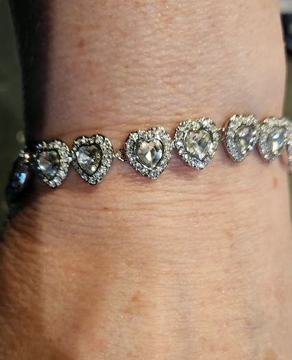 Swarovski x Ariana Grande tennis bracelet