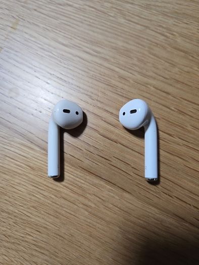 Apple Airpods 2nd Gen Earphones