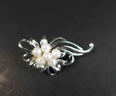 Princess Grace Pearl Brooch Newbridge Silverware