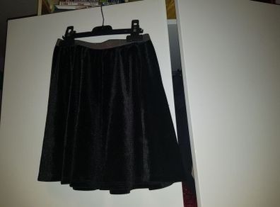 girls skirt