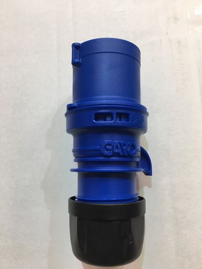 16 Amp 3 Pin Blue Sockets 230V