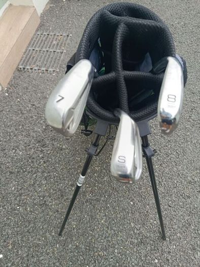 golf bag and clubs