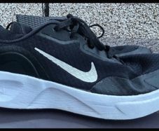 nike runners size 5