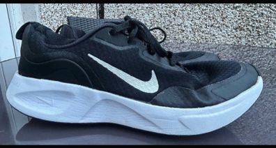 nike runners size 5