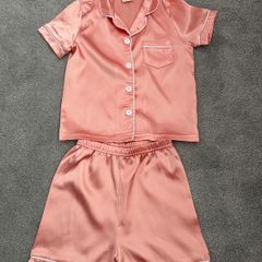 5-6yrs Girl pink satin pyjamas