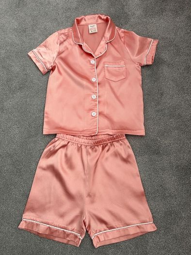 5-6yrs Girl pink satin pyjamas