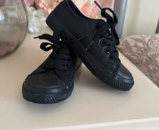 Kids trainers