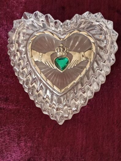 Crystal Glass Trinket/Cladagh Symbol