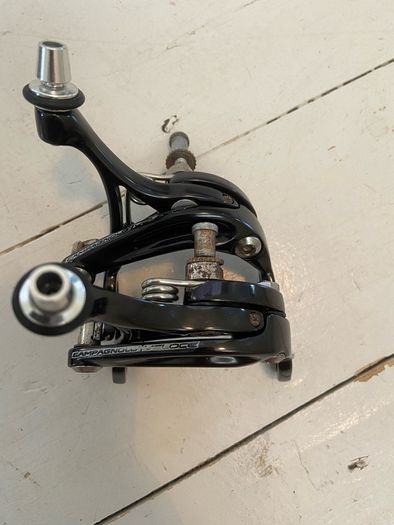 Campagnolo Veloco rim brake calipers
