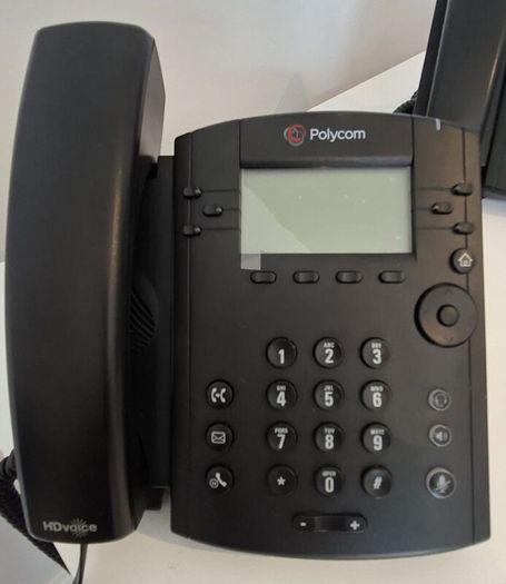 6 x Polycom VOIP Handsets AND a DLink Smart Switch