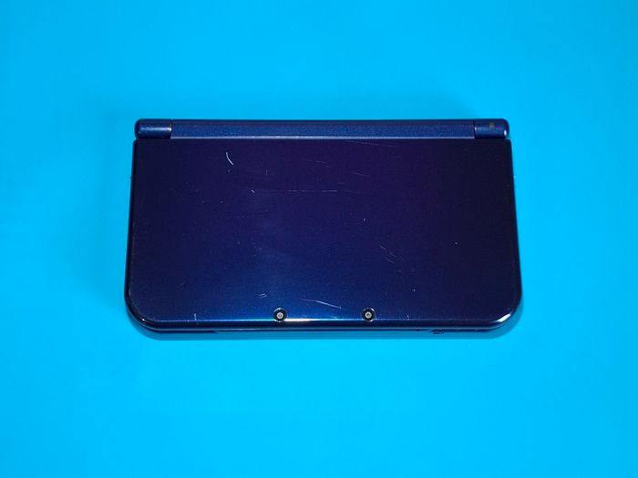 New 3DS XL Metallic Blue (Modded)