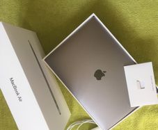 MacBook Air (Retina, 13-inch, 2019)