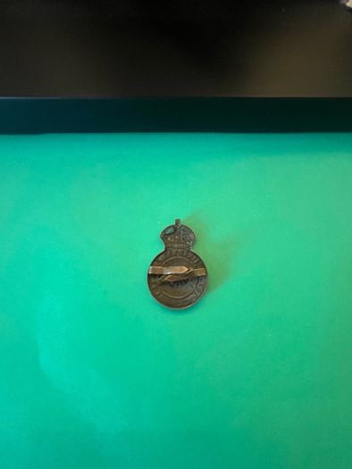 WW1 Royal Military Academy Cap Badge