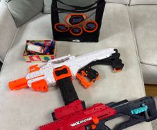 3 nerf toys