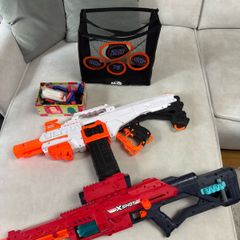 3 nerf toys