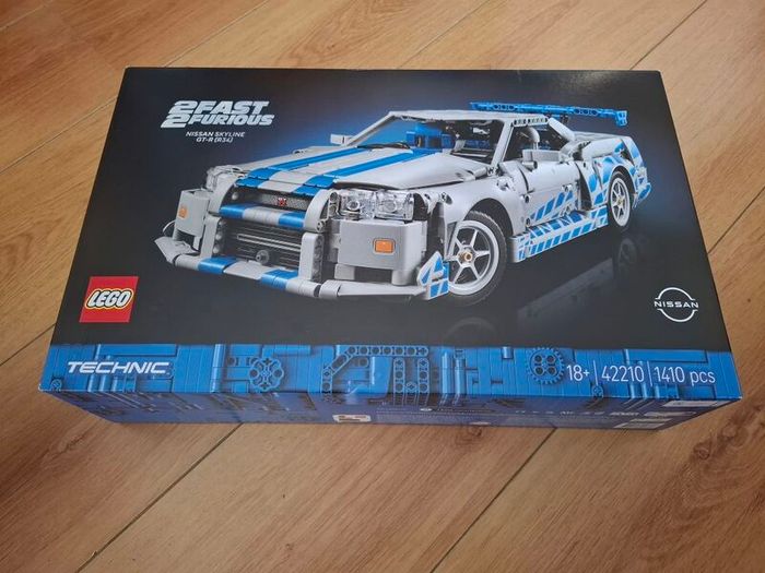 LEGO Technic 42210 2 Fast 2 Furious Nissan Skyline GT-R (R34)