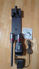 Dyson V8/Animal Original Wall Docking Station + Power Adapter + 2 Head Parts
