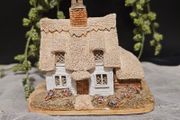 VINTAGE Collectible Lilliput Lane "Clare Cottage" 1985